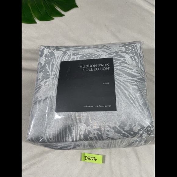 NIB [ Full / Queen ] Duvet Cover for Hudson Park‎ Flora - Picture 1 of 13
